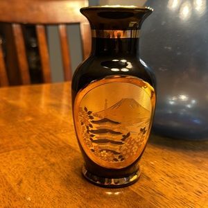 Chokin fine porcelain vase